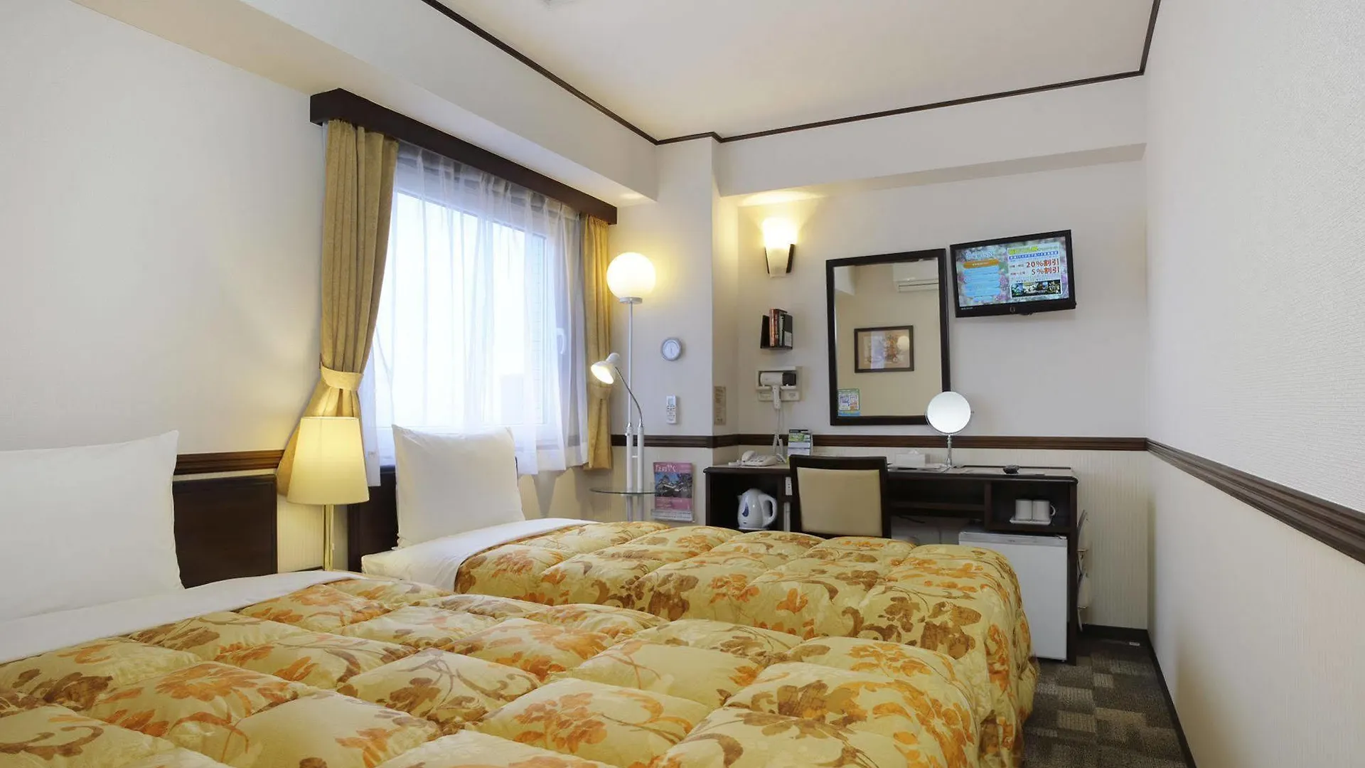Toyoko Inn Hakata-Eki Bus Terminal Mae Fukuoka  Fukuoka (Fukuoka)